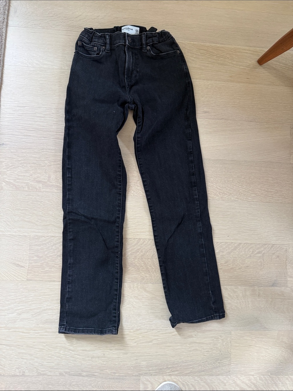 abercrombie kids 11/12 Long Black Straight-Leg Jeans